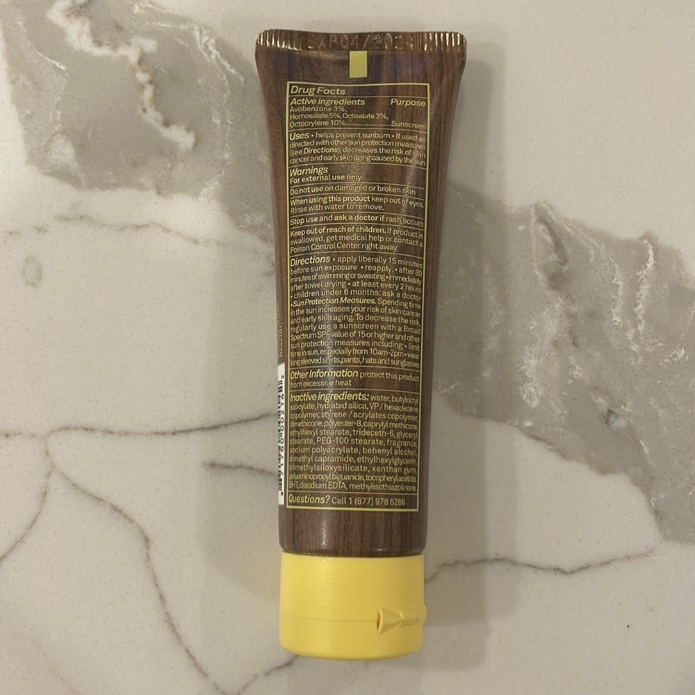 🌸5/$25🌸 Sun Bum spf30 - Picture 2 of 2